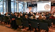 Die Binnenschifffahrt muss sich für die Energiewende aufstellen und gleichzeitig Lösungen für den Fachkräftemangel finden. Auf der Branchenkonferenz Binnenschifffahrt der BG Verkehr suchten Wissenschaft und Praxis nach gangbaren Wegen.