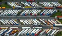 Lkw-Stellplatzmangel bleibt Sicherheitsrisiko