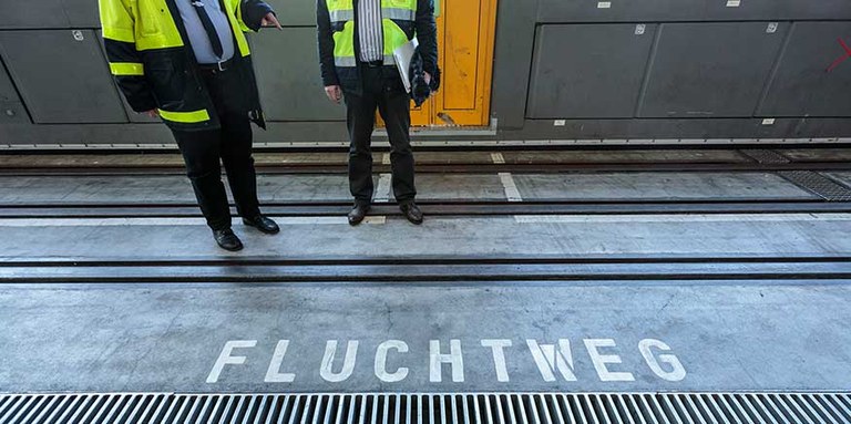 Sicherheitsbeauftragte im Hangar