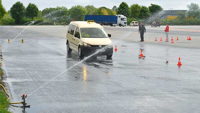 Taxi beim Fahrsicherheitstraining