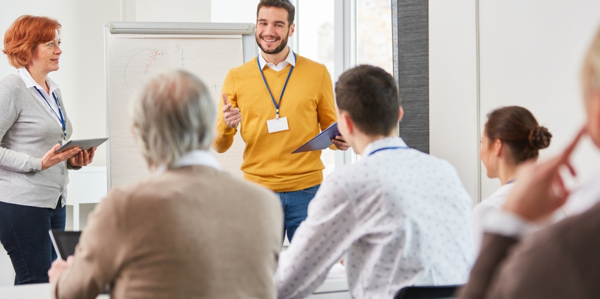 Teilnehmer bei einem Seminar